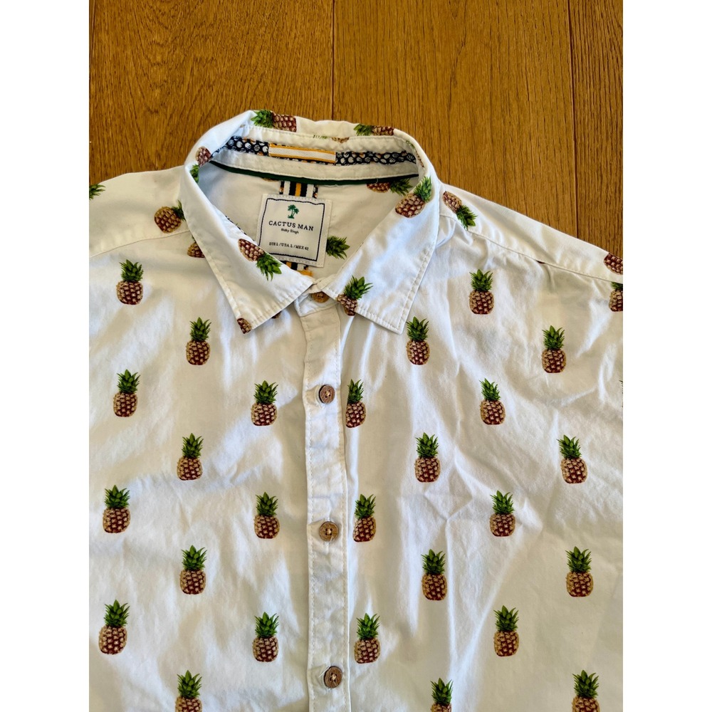 Cactus Man Button Down Shirt Mens L White Excellent Pineapple Print Slim Fit